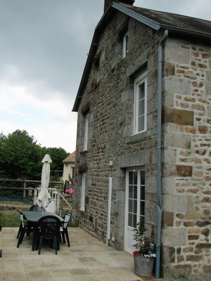 Gite Marlotte La Lande-Saint-Simeon Exterior photo